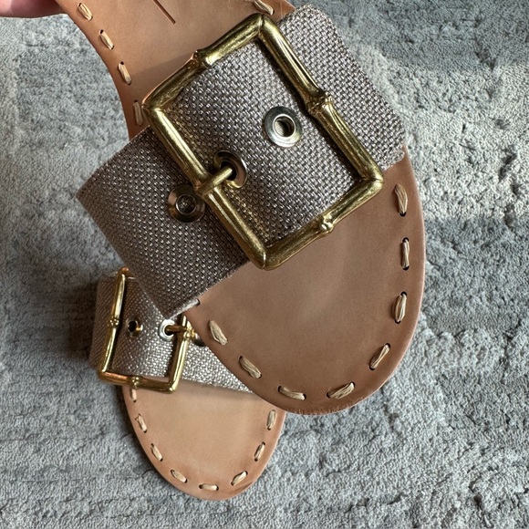 Dolce Vita Dasa Slide Sandal Big Buckle Shimmer‎ Gold Raffia Hardware Size 9.5 - Picture 6 of 8